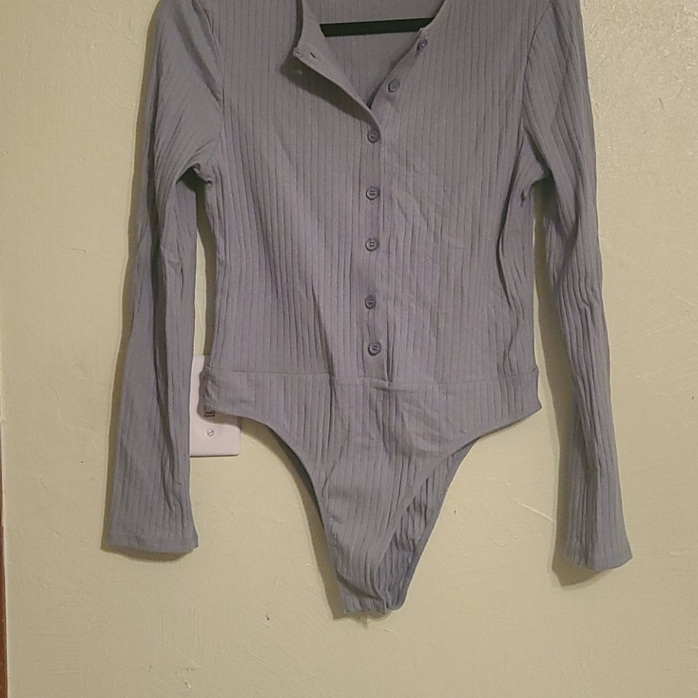 Long sleeve sage green bodysuit